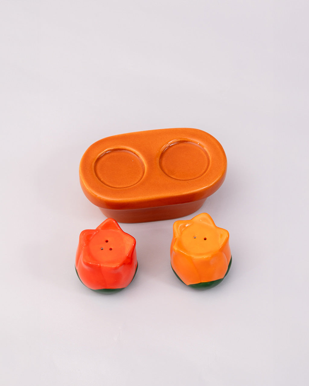 Tulip Salt and Pepper Shakers – ban.do