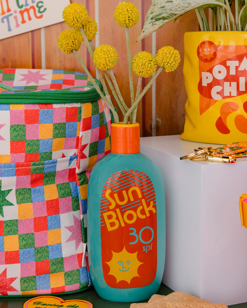 Sunblock Ceramic Vase | Decorative Flower Vase | ban.do