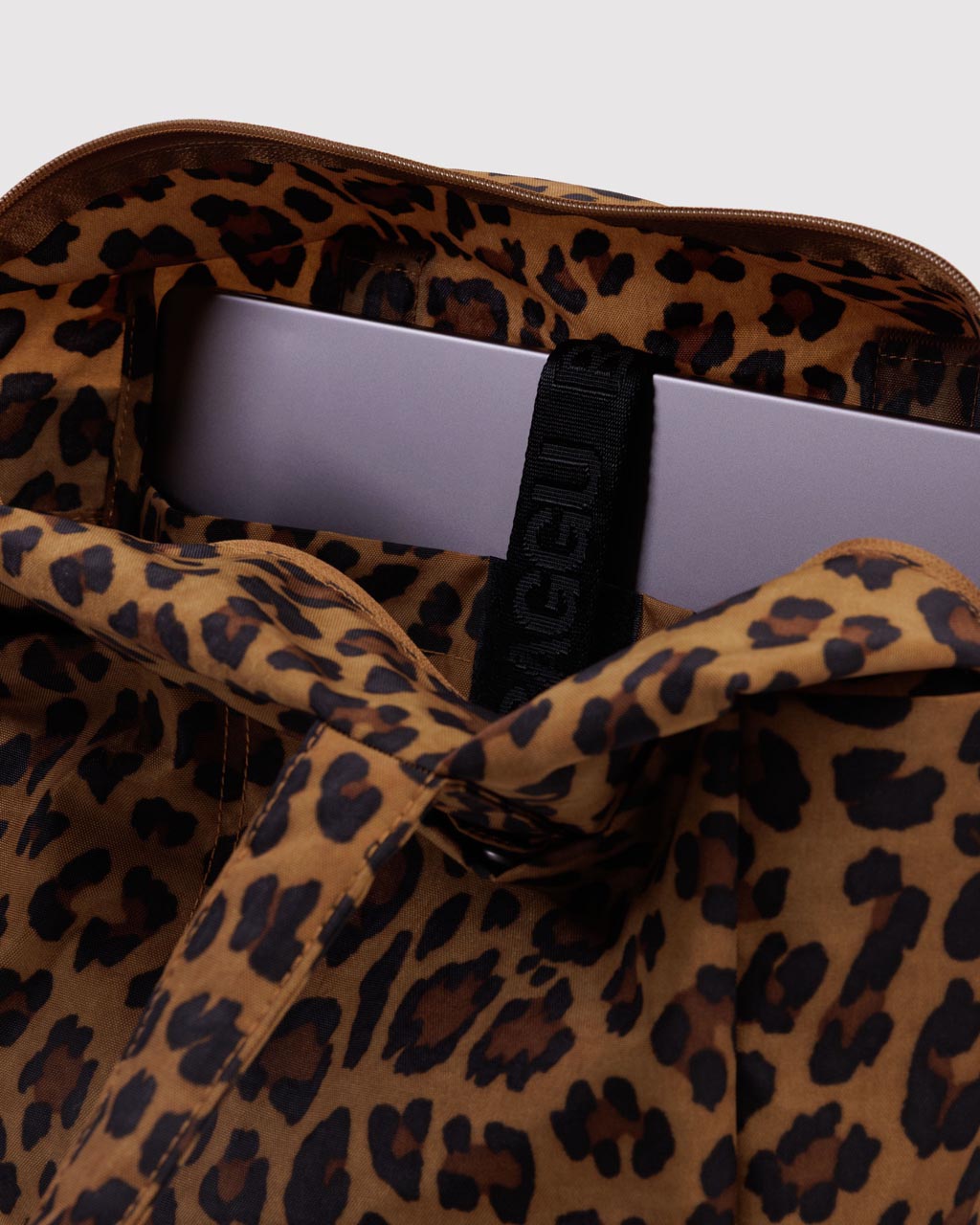 Everyday Cloud Bag - Leopard – ban.do