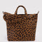 brown leopard horizontal zip duck bag