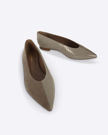 split taupe pointed flats