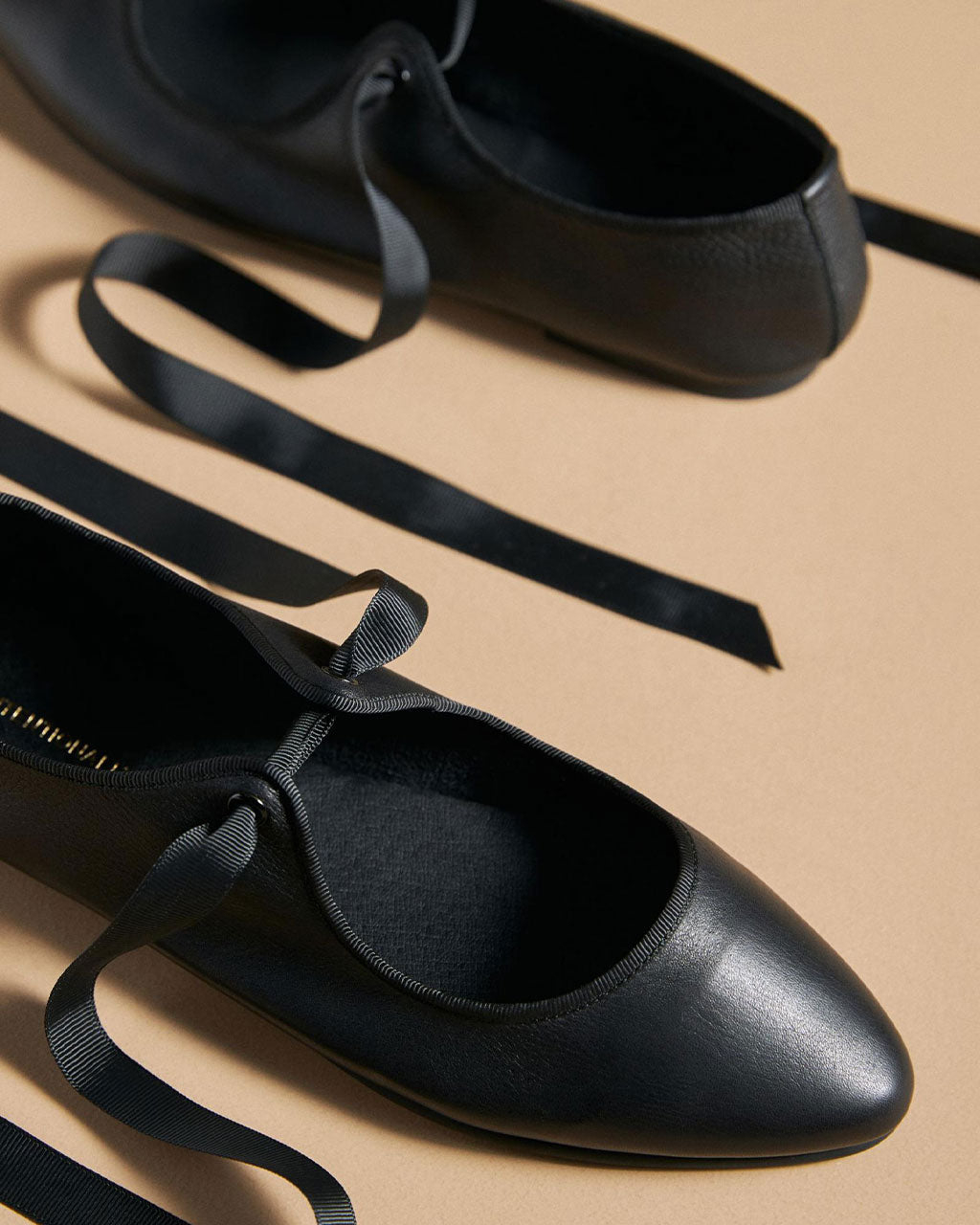 Valley Ballet Flats - Black  ban.do