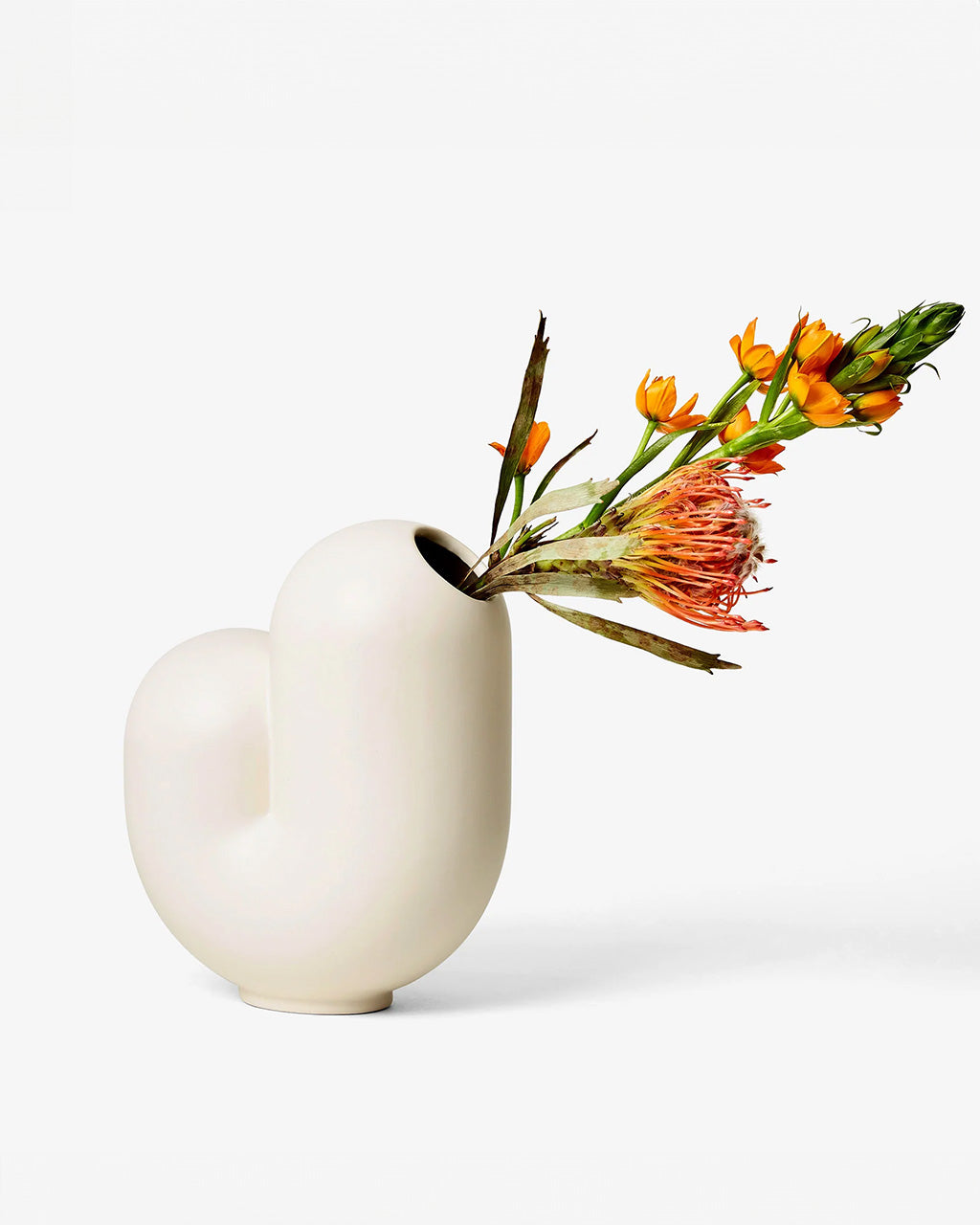 Kirby Vase - Jay – ban.do
