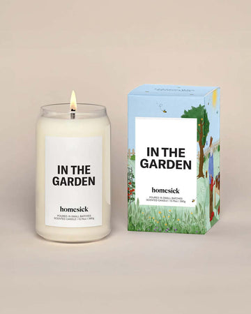 'in the garden' 13.5 oz soy candle