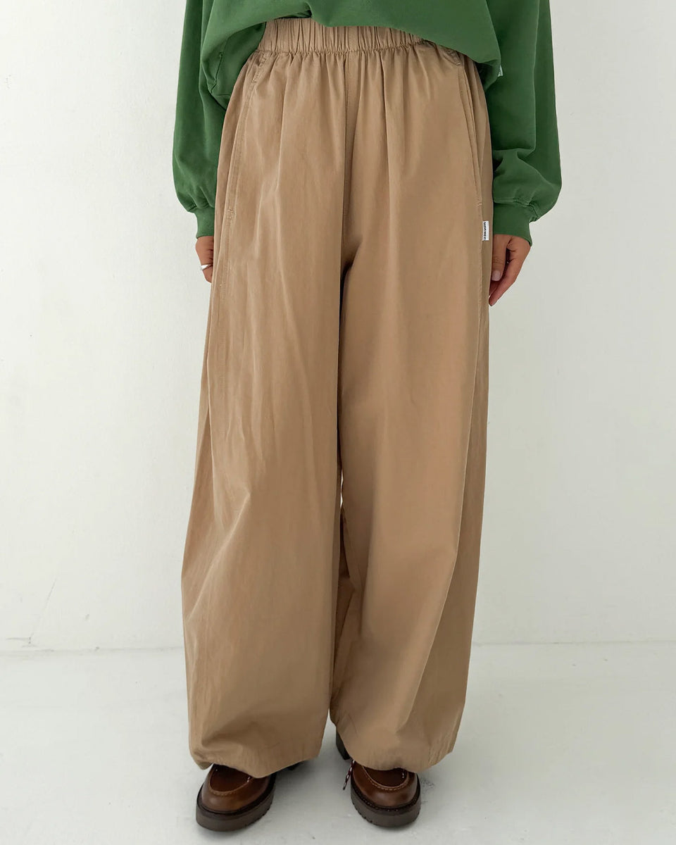 Parachute Pants - Khaki – ban.do