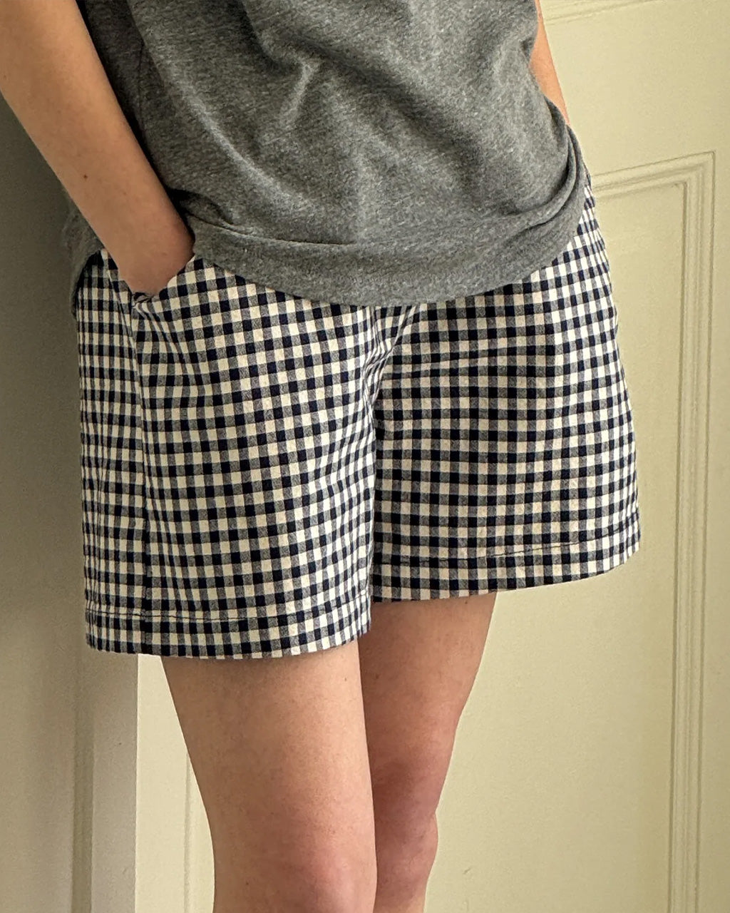 City Shorts Navy Gingham –