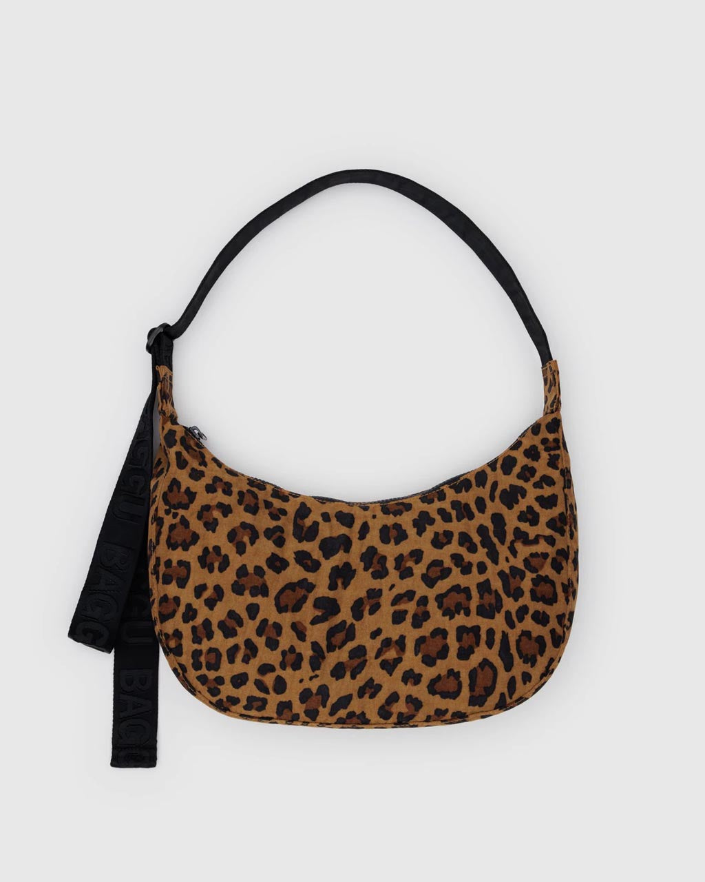 Medium Nylon Crescent Bag w/ Key Leash - Leopard – ban.do