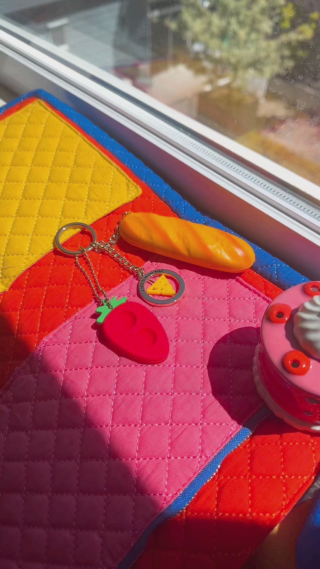 Life's a Picnic Fidget Keychain | Stress Relief Toy | ban.do