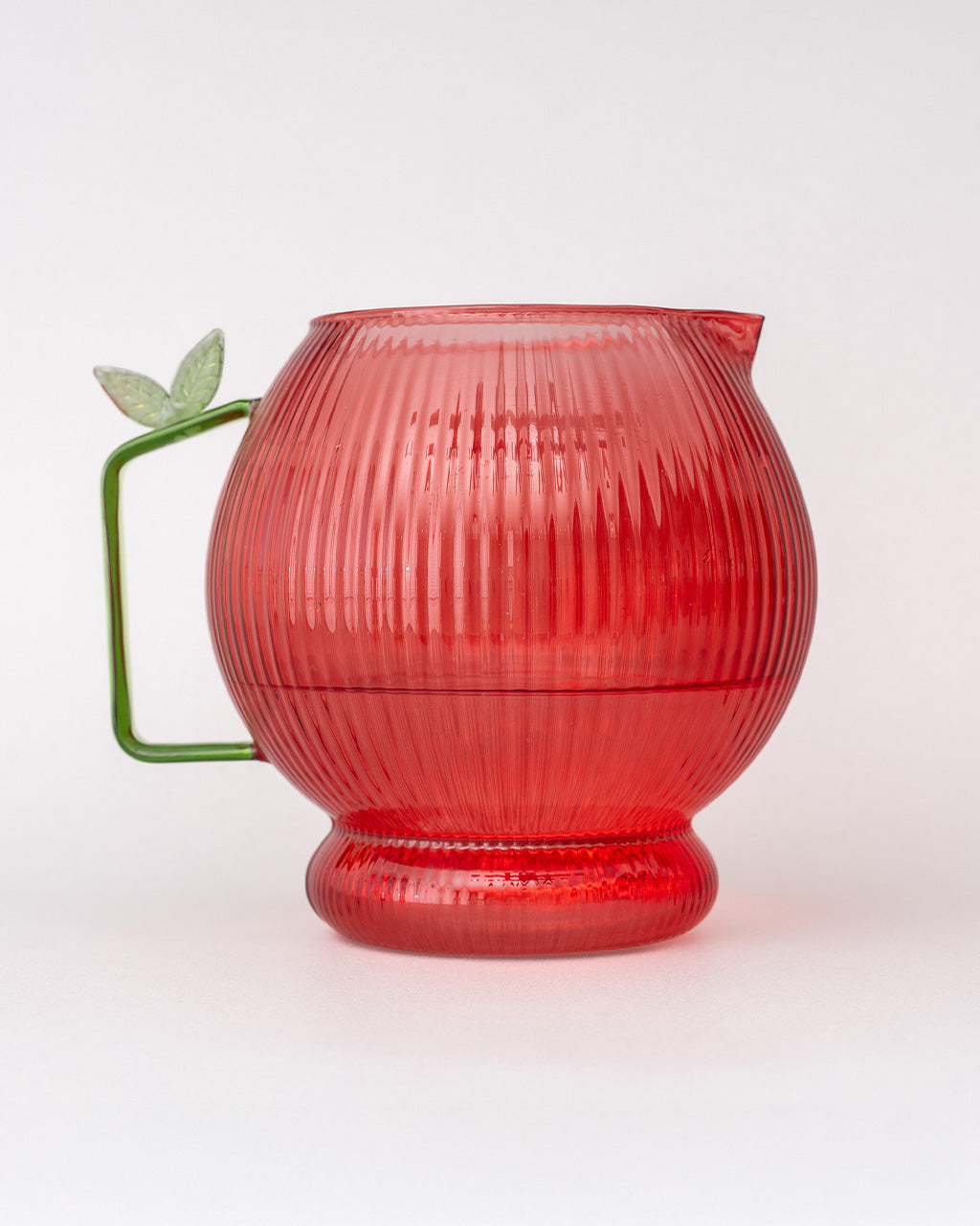 Apple-Inspired Glass Pitcher | 12 Cup Pitcher | ban.do