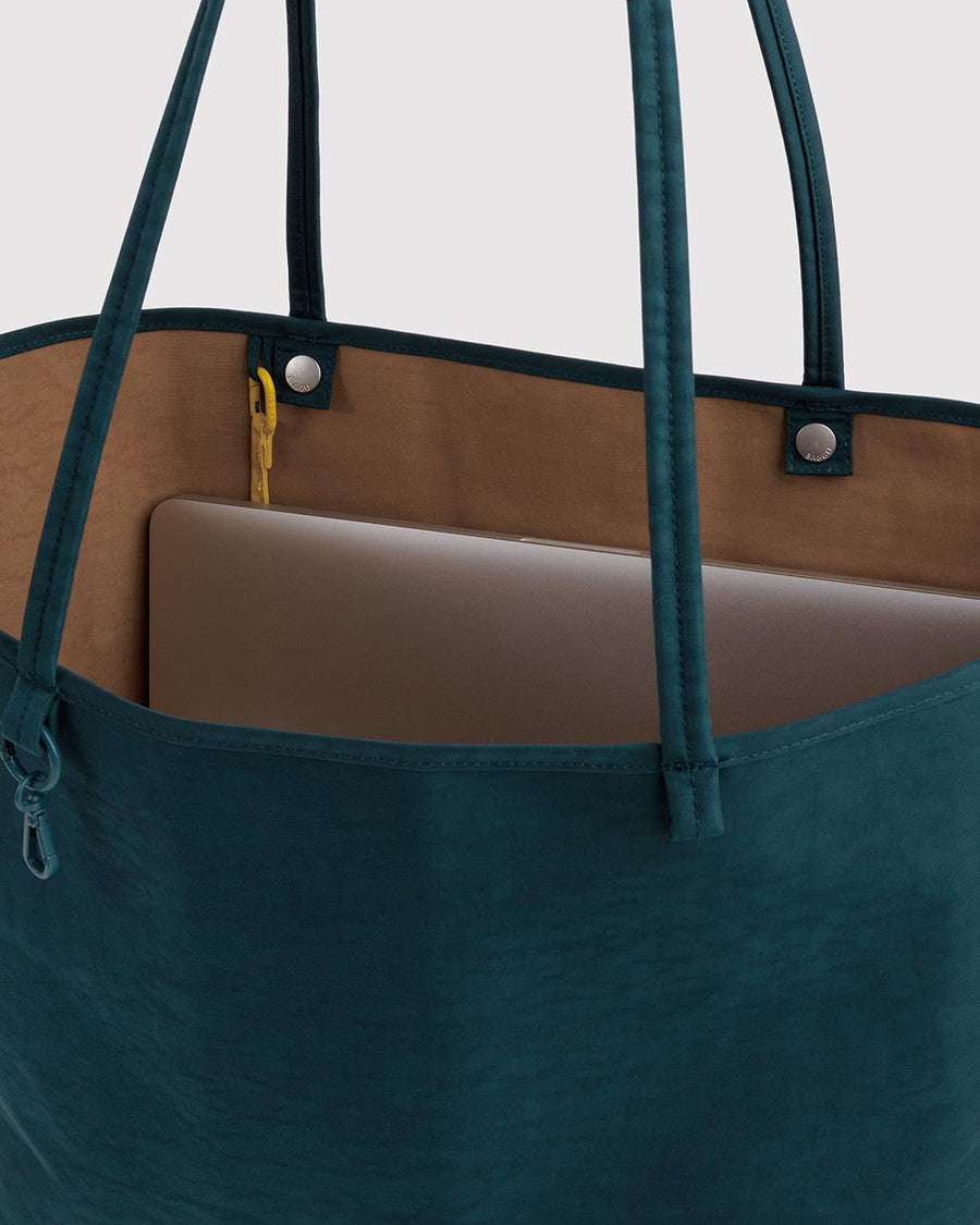 Large Nylon Reversible Tote - Deep Sea Mix – ban.do