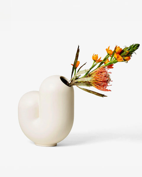 bando-3p-areaware-kirby-vase-