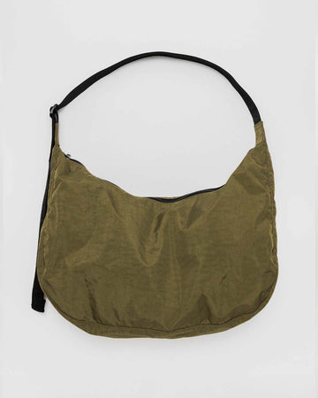 dark green large crescent baggu bag