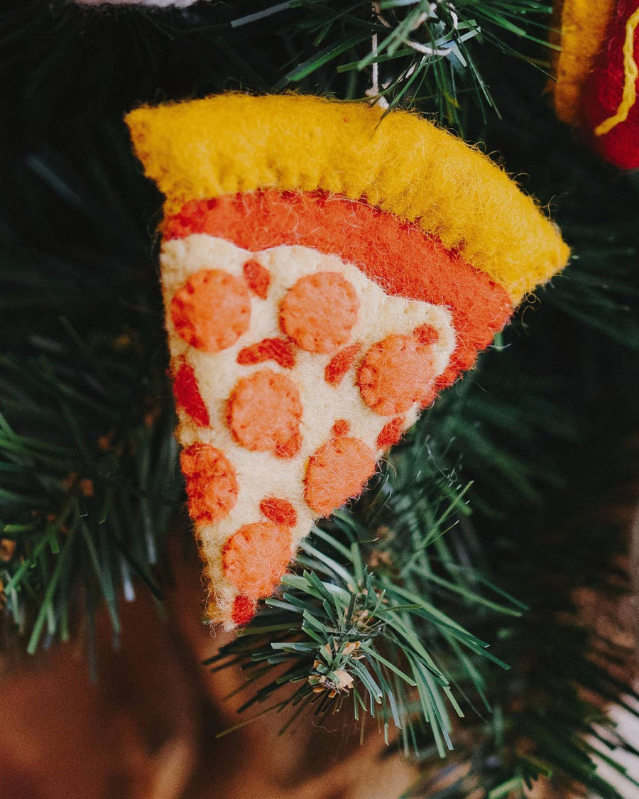 felt pizza slice ornament on christmas tree