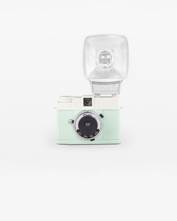 mini half frame square camera