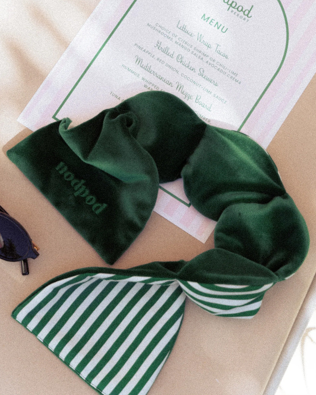 Weighted Sleep Mask - Green Cabana – ban.do