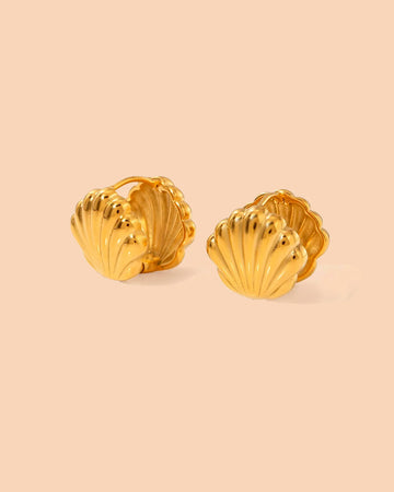 gold seashell huggie earrings
