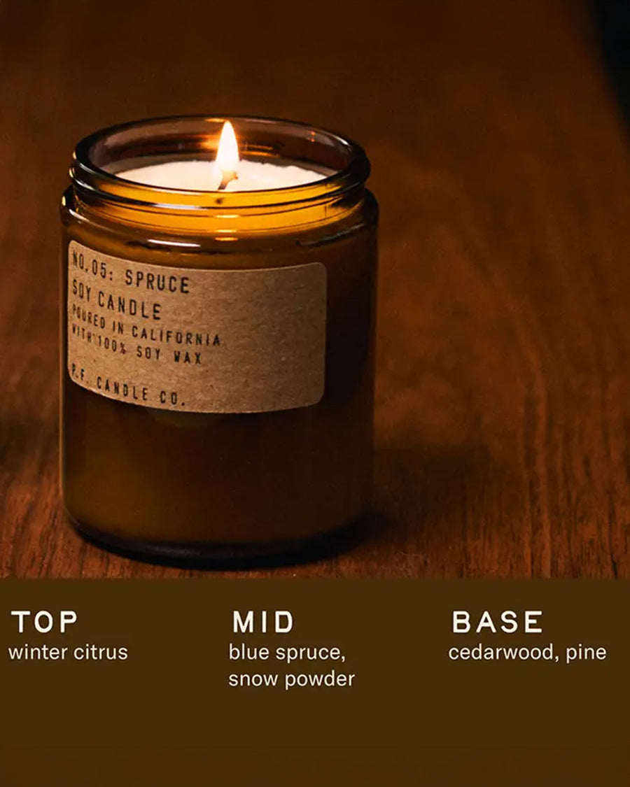 Top notes: winter citrus
Middle notes: blue spruce, snow powder
Base notes: cedarwood, pine