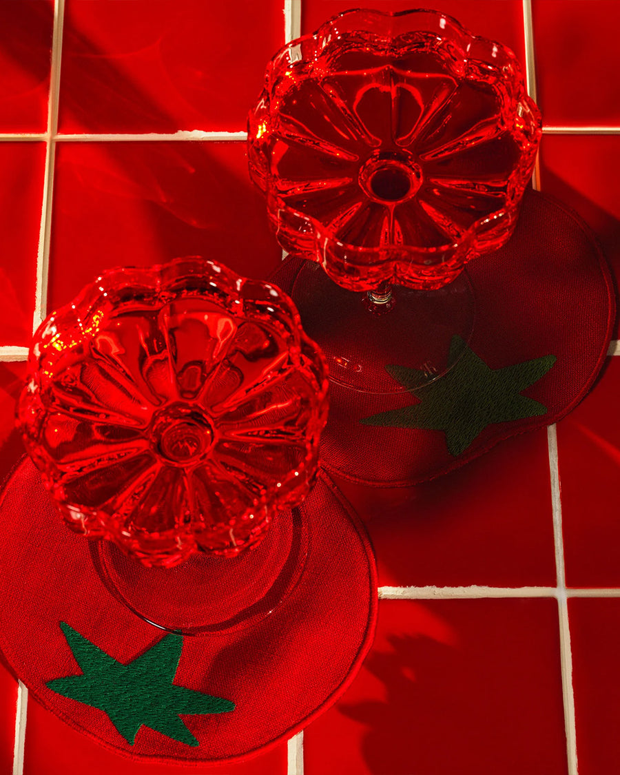 set of 4 tomato shaped linen napkins with drinks on them