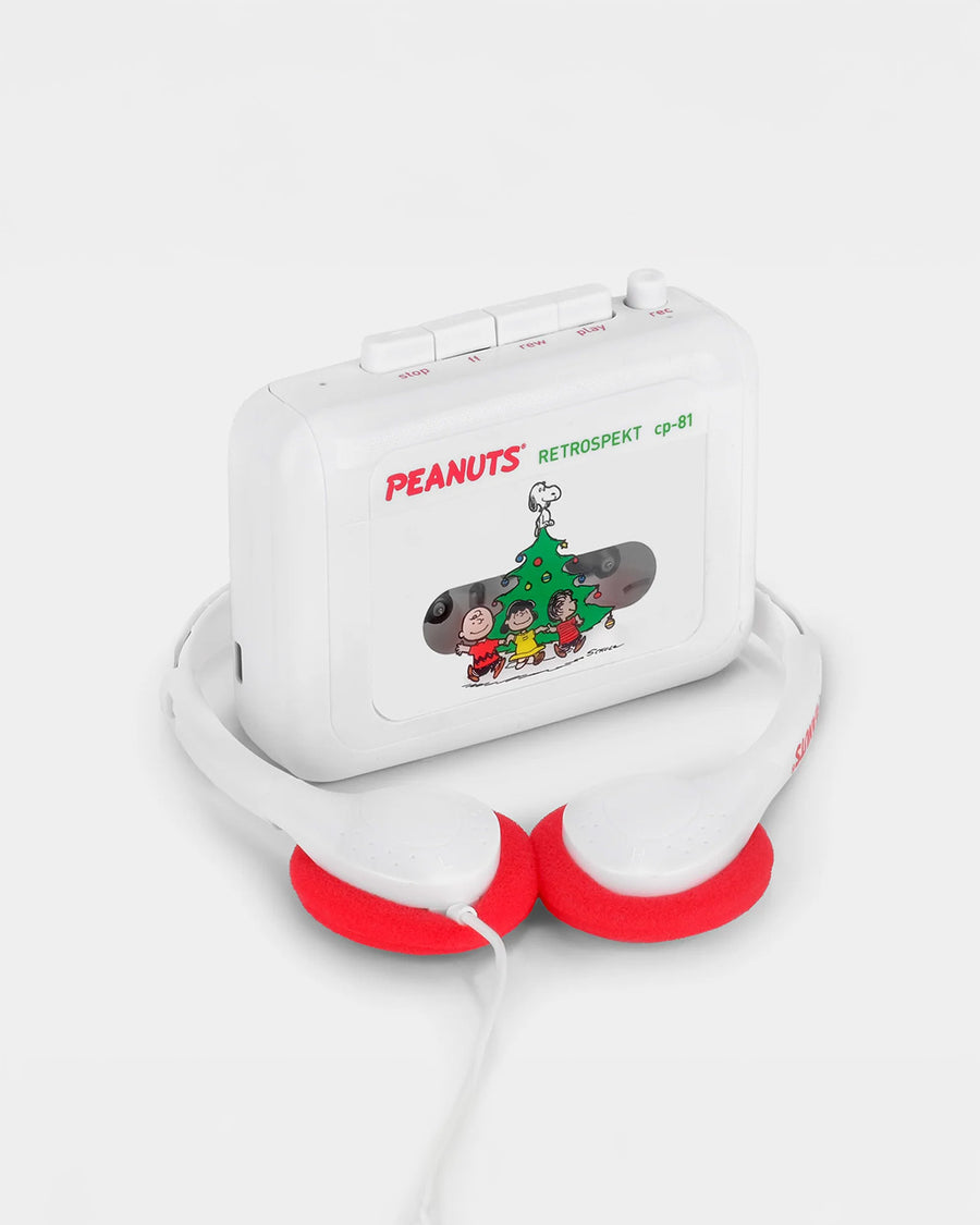 white and red christmas peanuts cassette player 