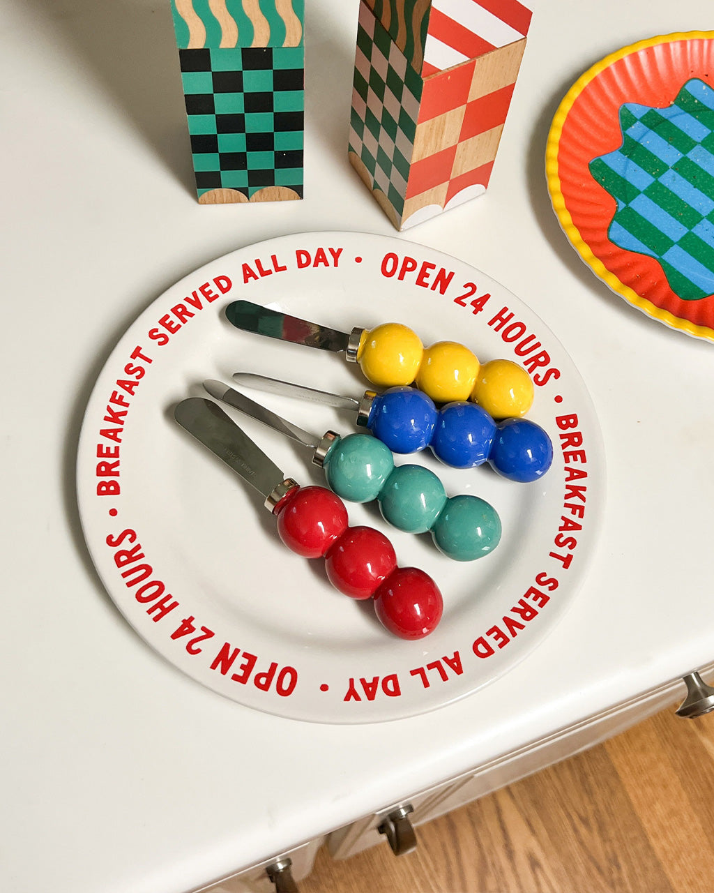 Bright Geometric Spreaders - Set Of 4