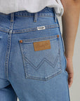 up close of wrangler patch on back pocket