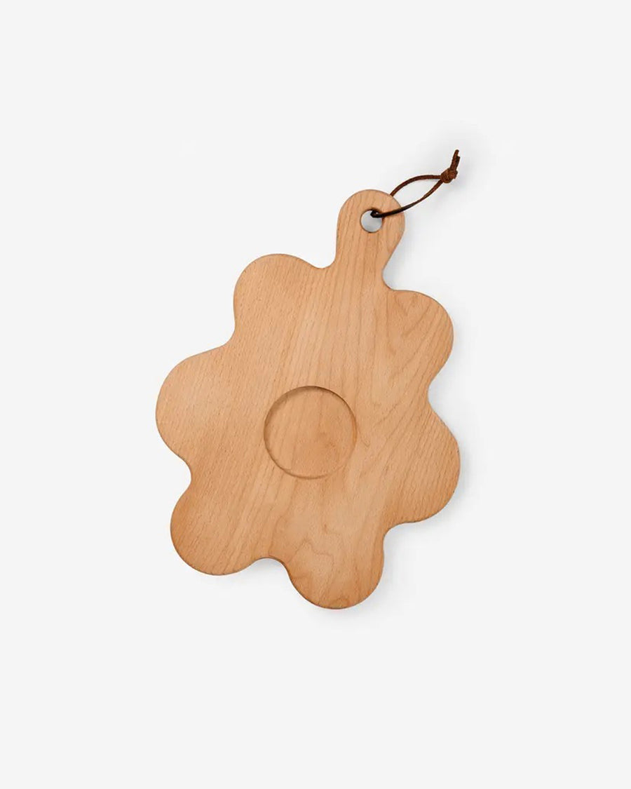 wood squiggle serving board with hanger